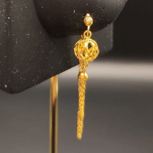   21  21K Gold Earrings