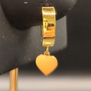  21  21K Gold Earrings