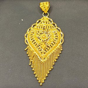   21  21K Gold Pendants 
