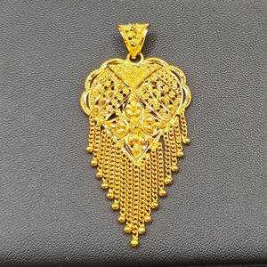   21  21K Gold Pendants